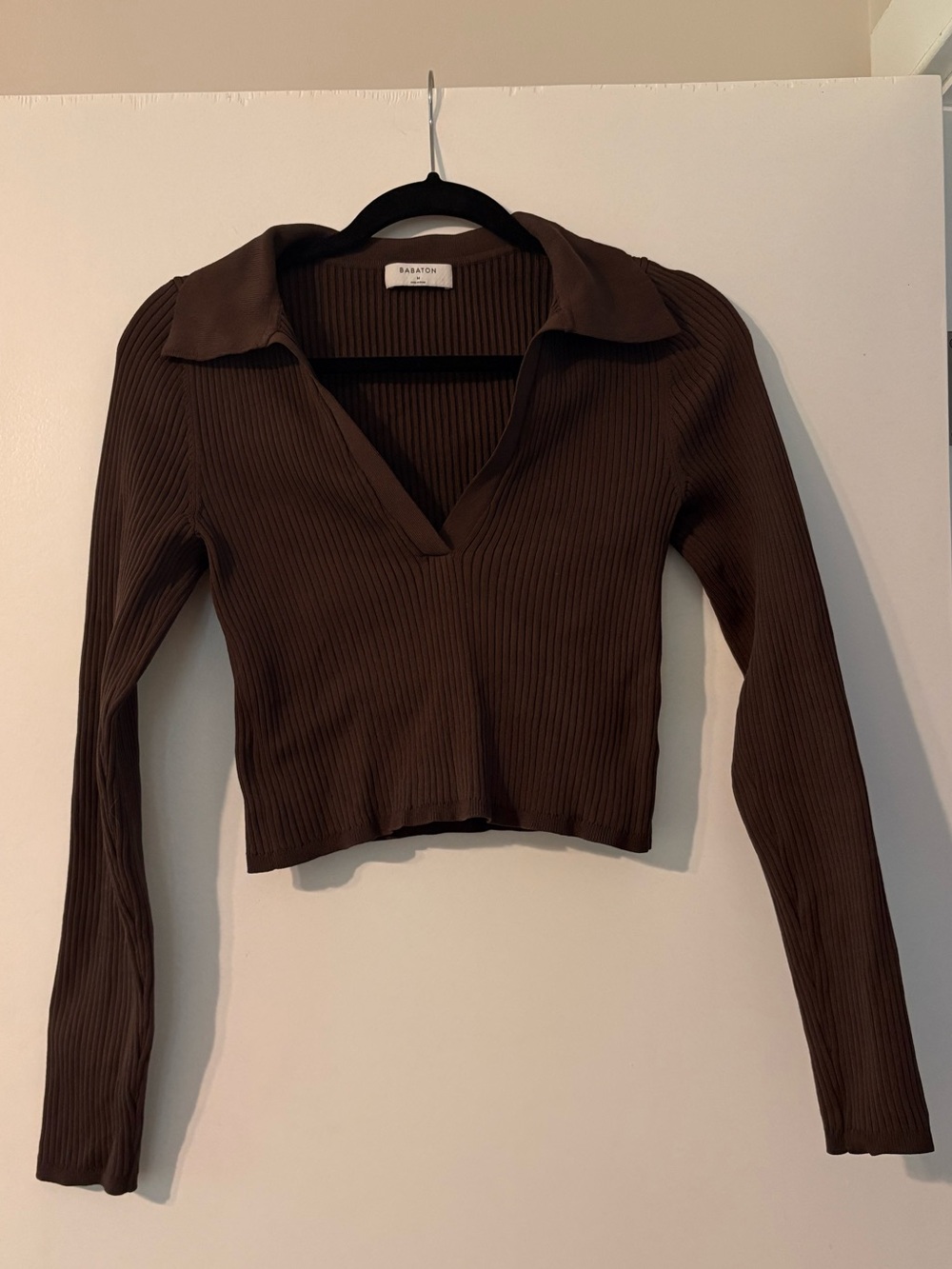 Babaton Chocolate Ribbed Long-Sleeve Polo Crop Top